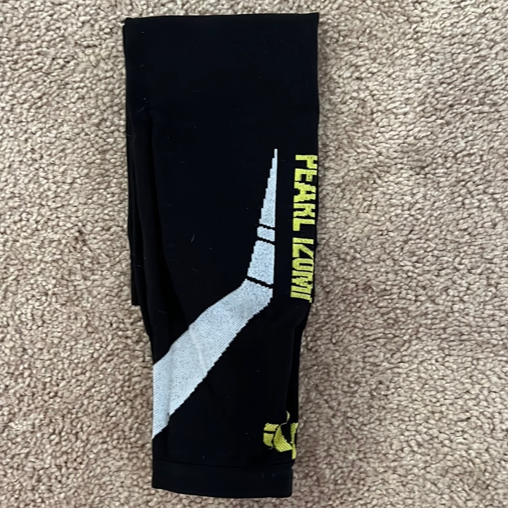 NWOT:  Pearl Izumi Thermal Lite Arm Warmer (Medium)